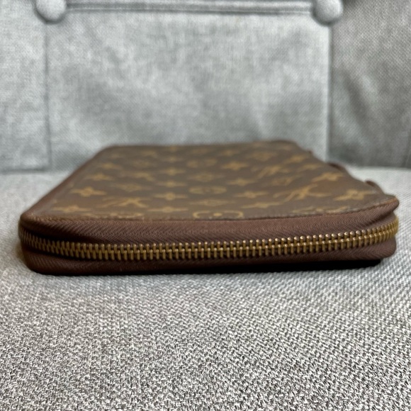 Rare & Discontinued! Louis Vuitton Poche Escapade Monogram Travel Organizer - Picture 6 of 16